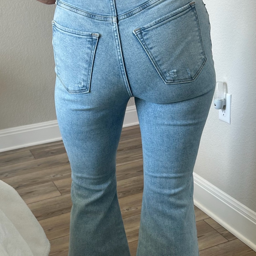 Abercrombie & Fitch Light Blue Flare Jeans- high rise, size 26. Bell bottoms - Picture 3 of 13